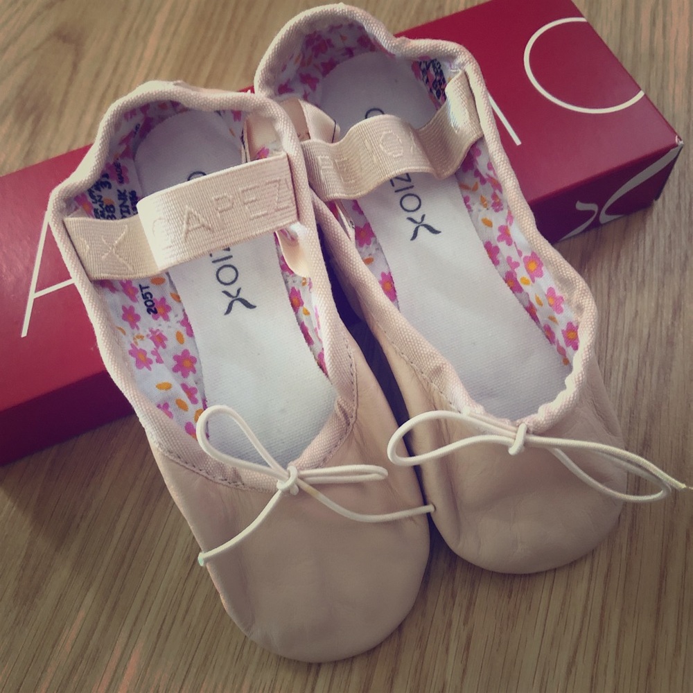 Capezio Toddler Ballet Slippers 🎀